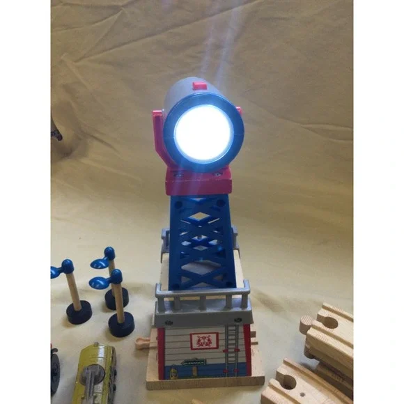 Thomas & Friends Wooden Railway Spotlight, tracks, Diesel 10, Jack, and more - Picture 2 of 4